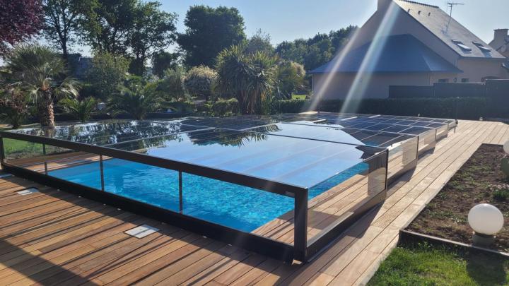 Installation d’un abri de piscine en Normandie